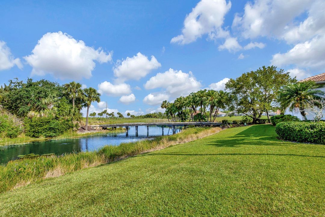 For Sale: $1,299,000 (3 beds, 3 baths, 2554 Square Feet)