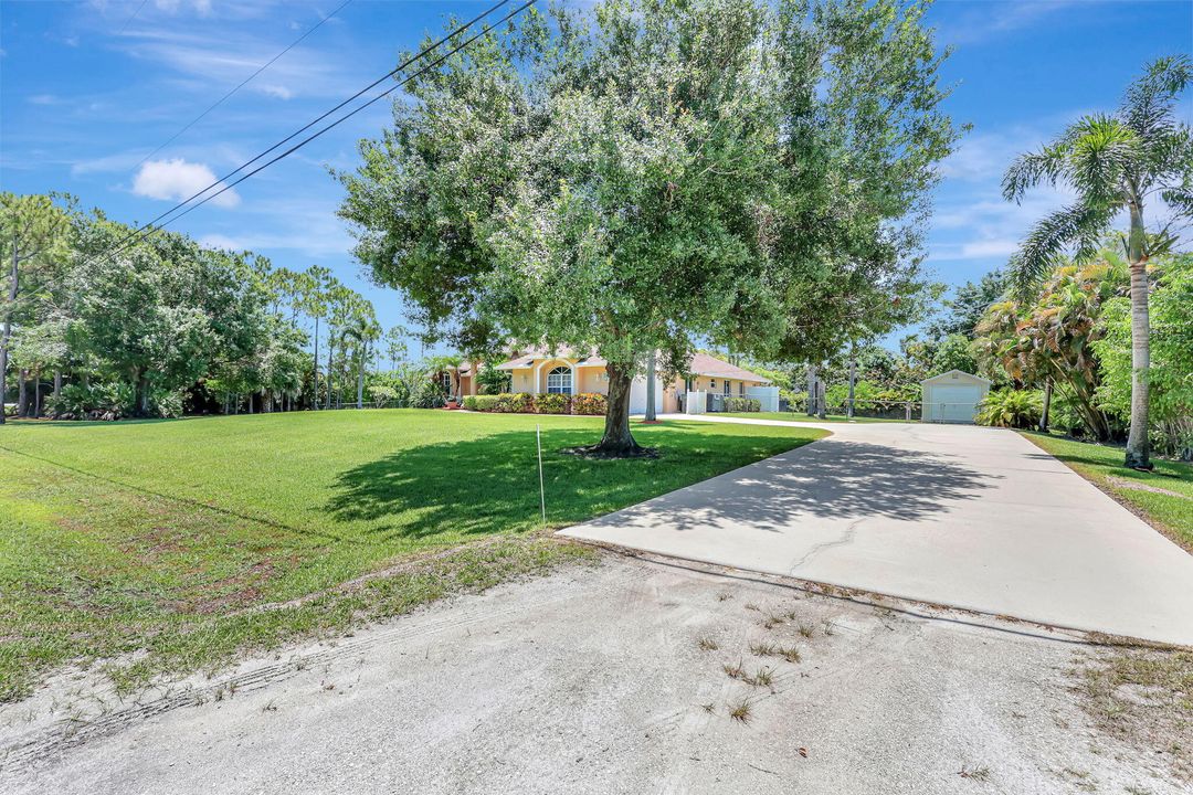 For Sale: $895,000 (3 beds, 2 baths, 2684 Square Feet)