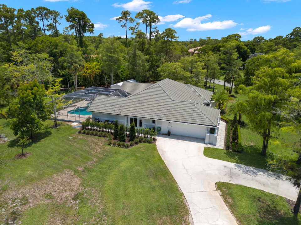 Active With Contract: $1,300,000 (4 beds, 2 baths, 2738 Square Feet)