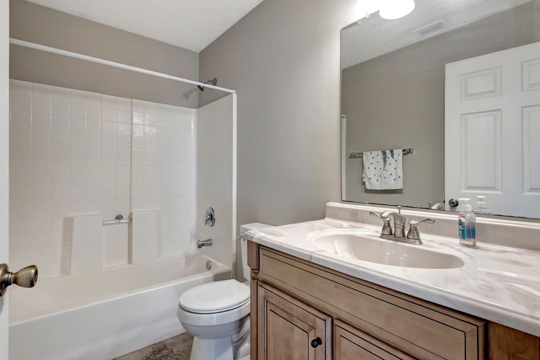 For Sale: $375,000 (3 beds, 2 baths, 1248 Square Feet)