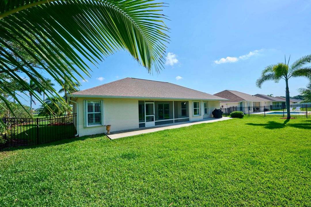 For Sale: $495,000 (3 beds, 2 baths, 2004 Square Feet)