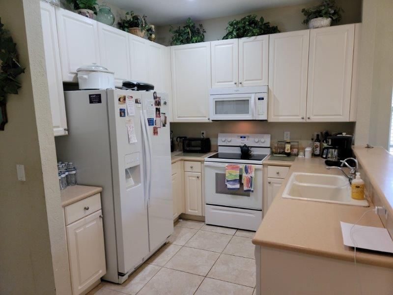 For Sale: $258,900 (3 beds, 2 baths, 1288 Square Feet)