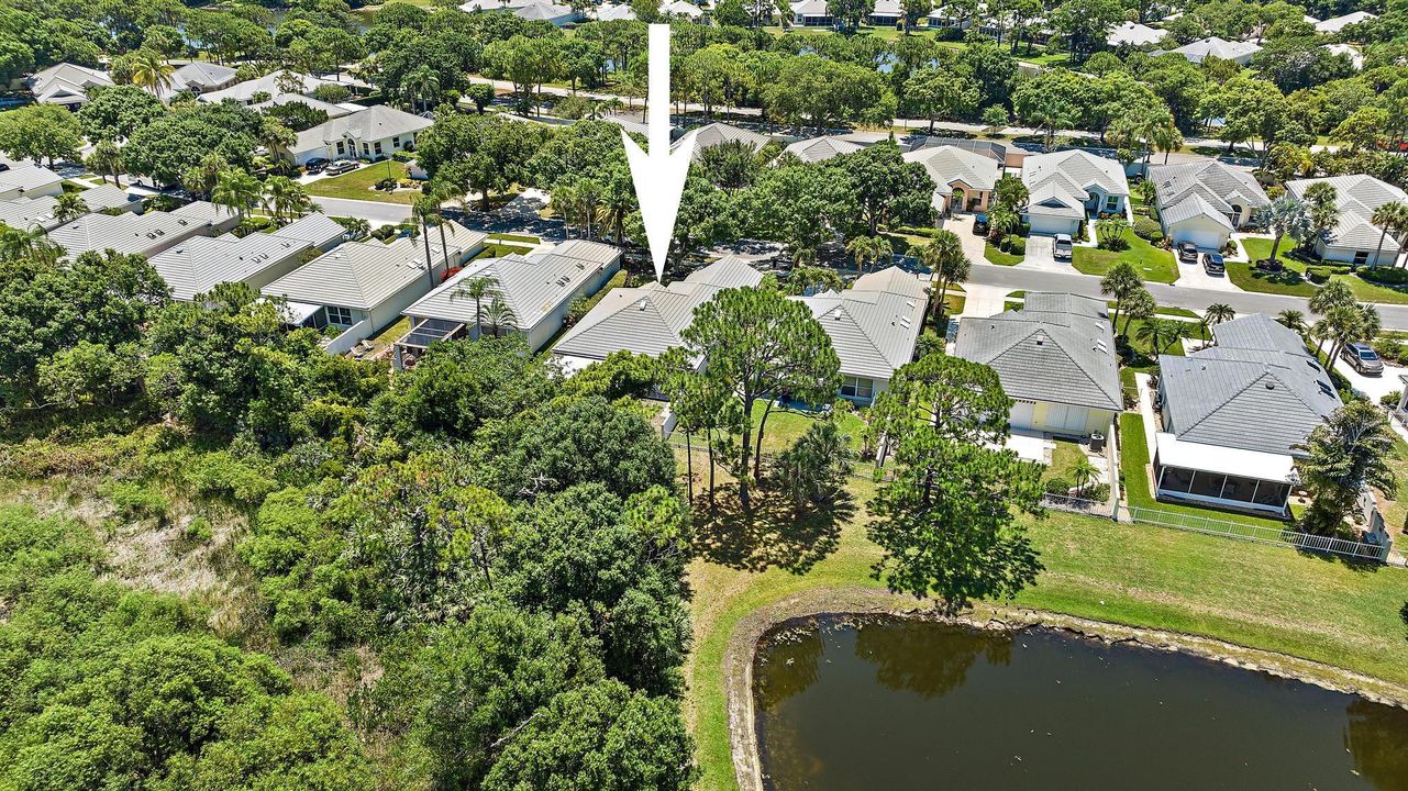 Active With Contract: $479,999 (3 beds, 2 baths, 2017 Square Feet)