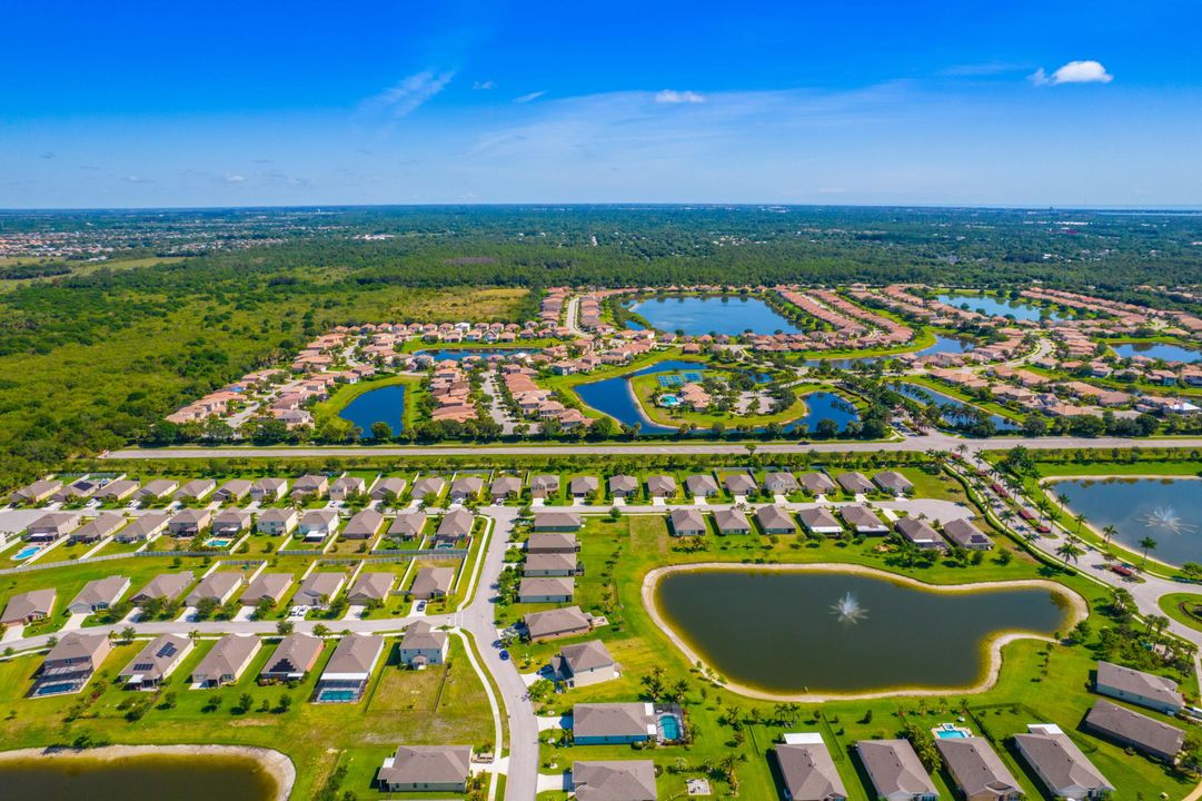 Active With Contract: $499,000 (4 beds, 2 baths, 2107 Square Feet)