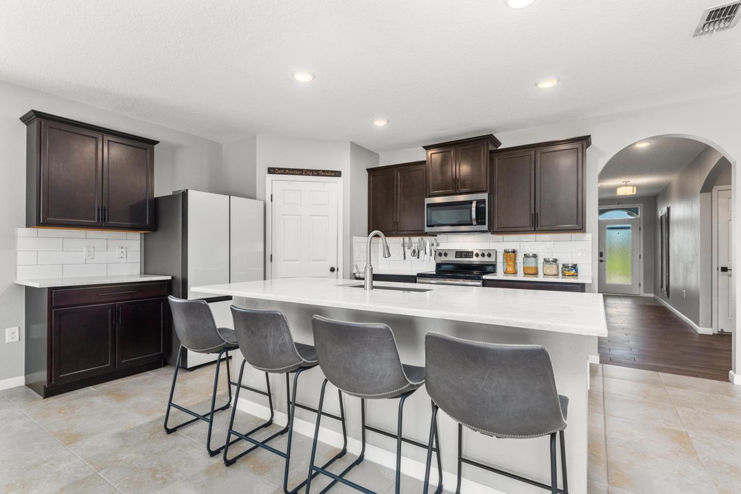 Active With Contract: $499,000 (4 beds, 2 baths, 2107 Square Feet)