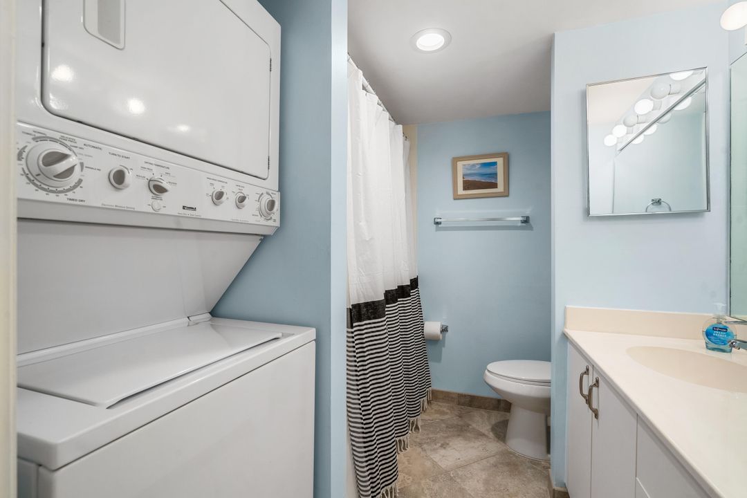 For Sale: $479,900 (2 beds, 2 baths, 1174 Square Feet)