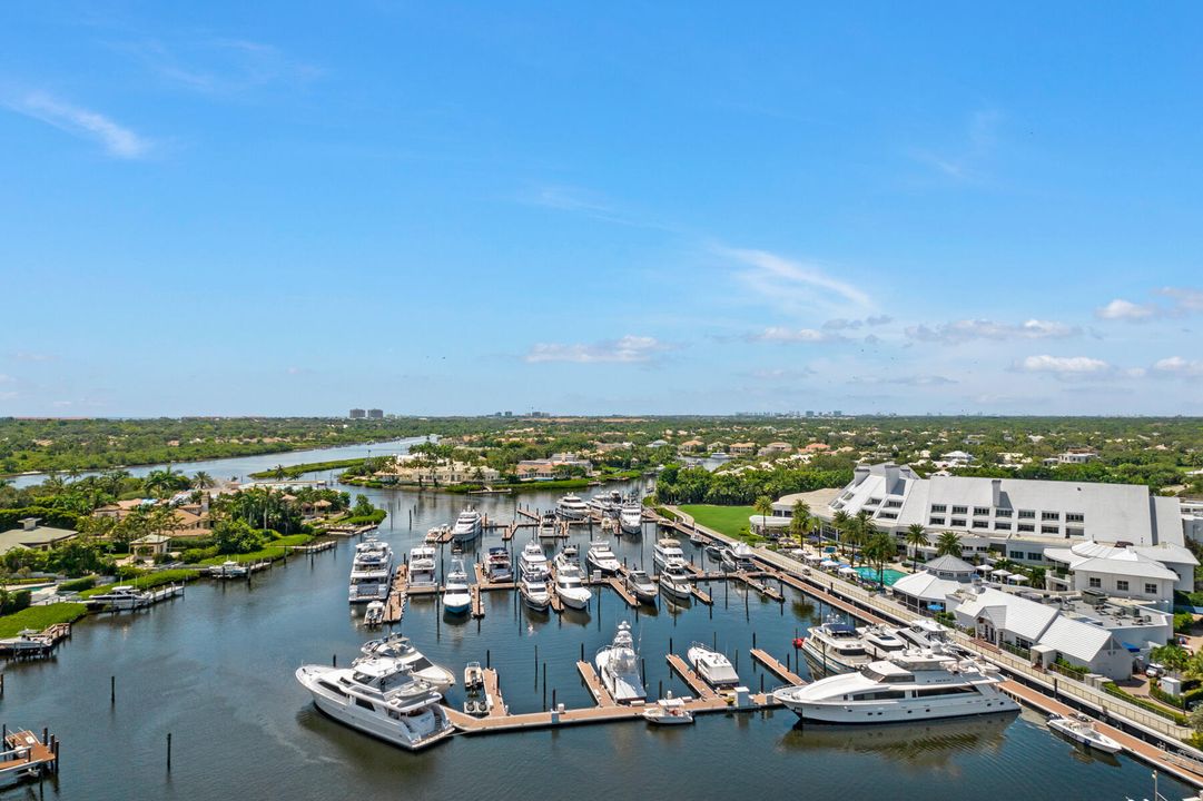 For Sale: $2,590,000 (2 beds, 2 baths, 2002 Square Feet)