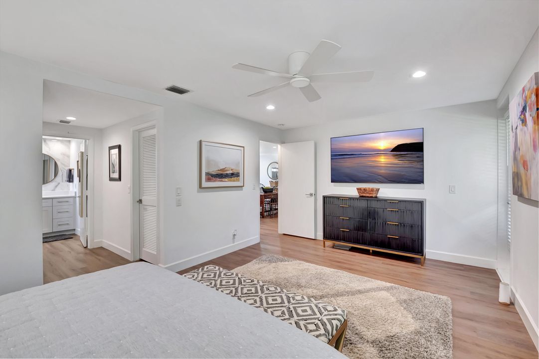 Active With Contract: $459,900 (2 beds, 2 baths, 1400 Square Feet)