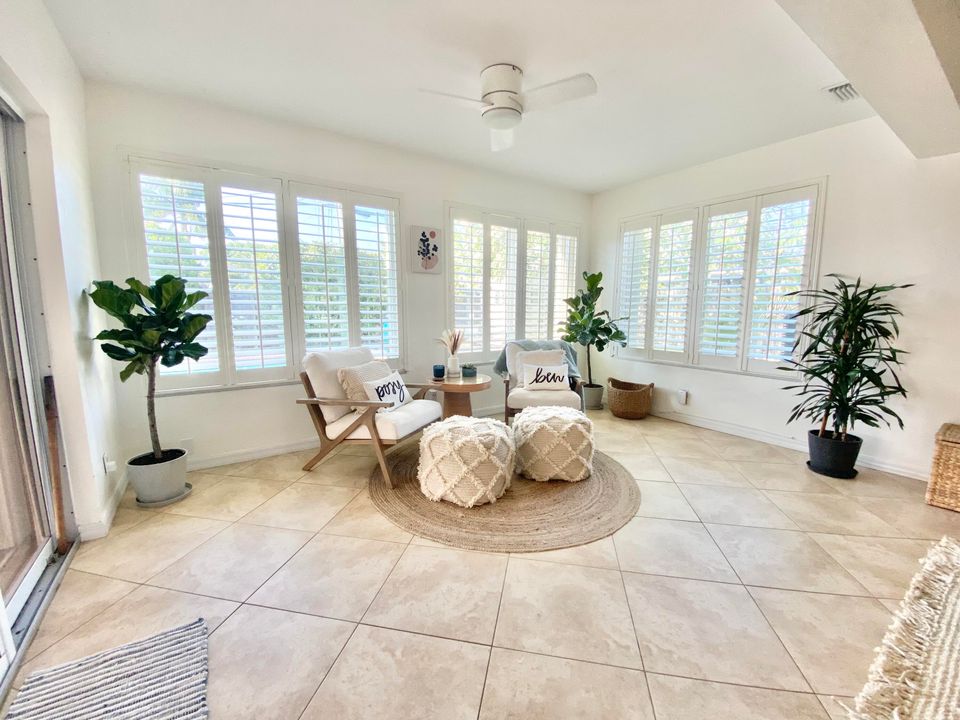 Active With Contract: $719,000 (3 beds, 2 baths, 1586 Square Feet)