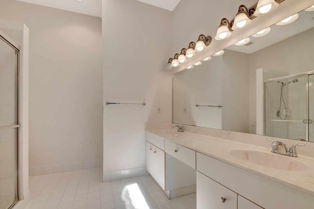 Active With Contract: $529,900 (3 beds, 2 baths, 1578 Square Feet)