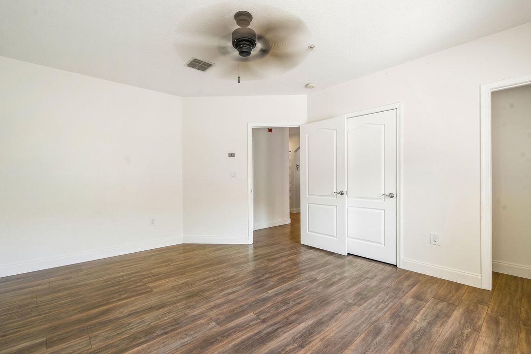 For Sale: $219,000 (1 beds, 1 baths, 814 Square Feet)