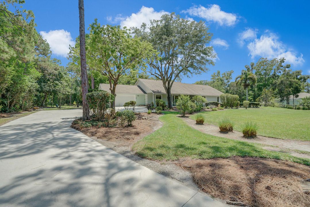 Active With Contract: $750,000 (4 beds, 3 baths, 2379 Square Feet)