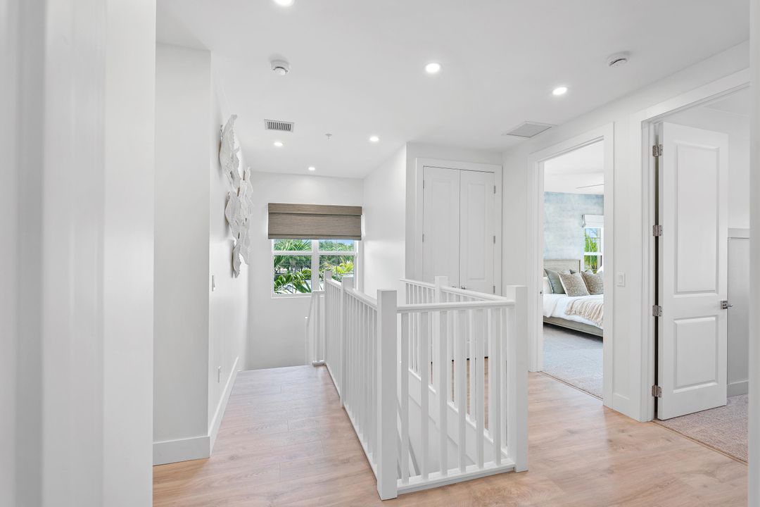 For Sale: $799,900 (3 beds, 2 baths, 1892 Square Feet)