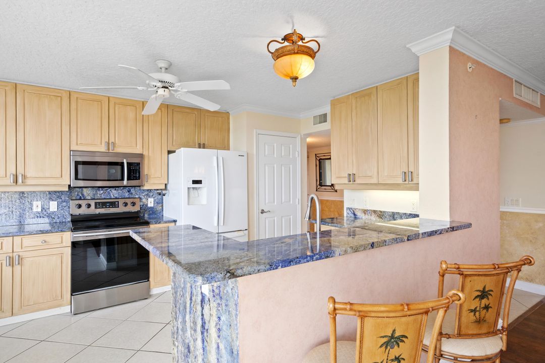 For Sale: $539,000 (3 beds, 2 baths, 1606 Square Feet)