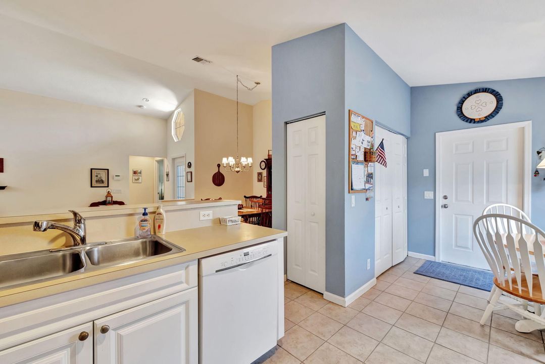 For Sale: $450,000 (4 beds, 2 baths, 1650 Square Feet)