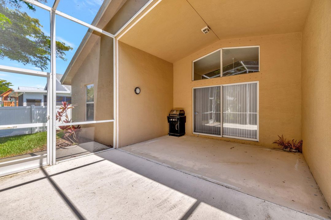 For Sale: $450,000 (4 beds, 2 baths, 1650 Square Feet)
