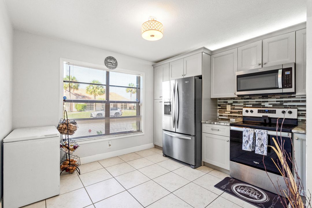 Active With Contract: $395,000 (3 beds, 2 baths, 1292 Square Feet)