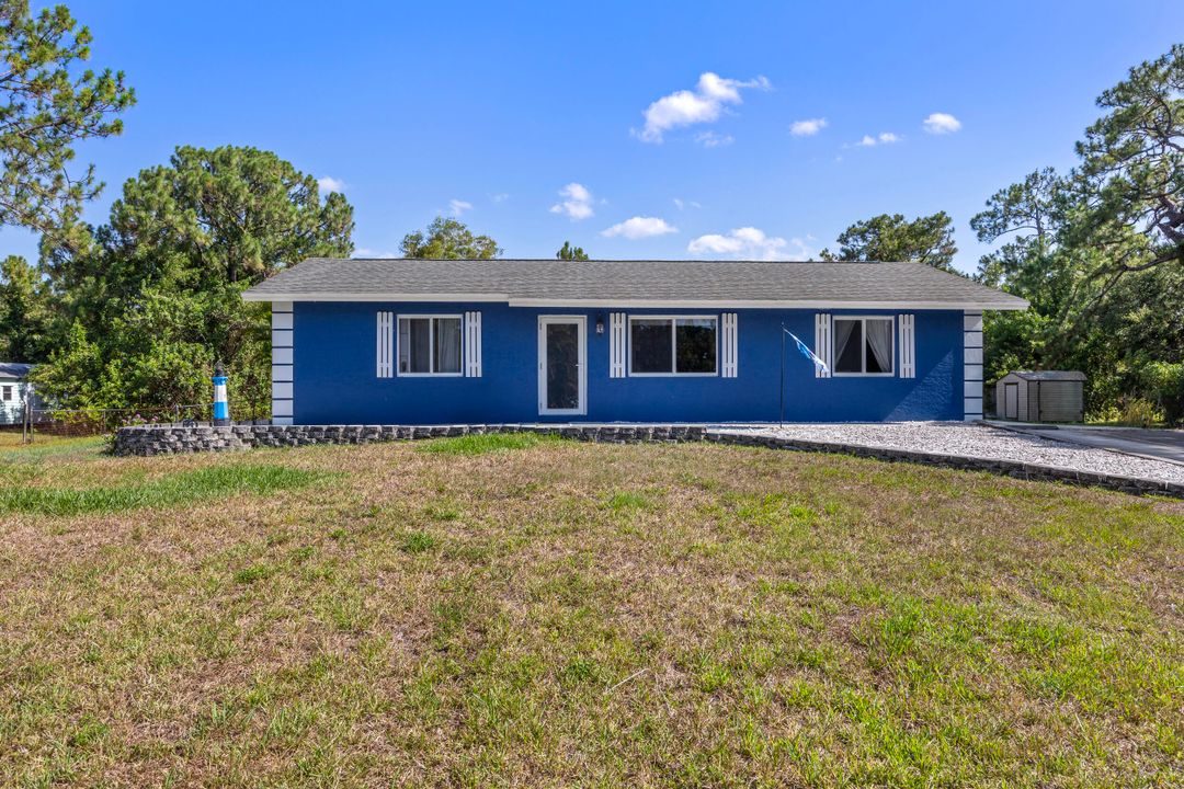 For Sale: $589,000 (3 beds, 2 baths, 1425 Square Feet)