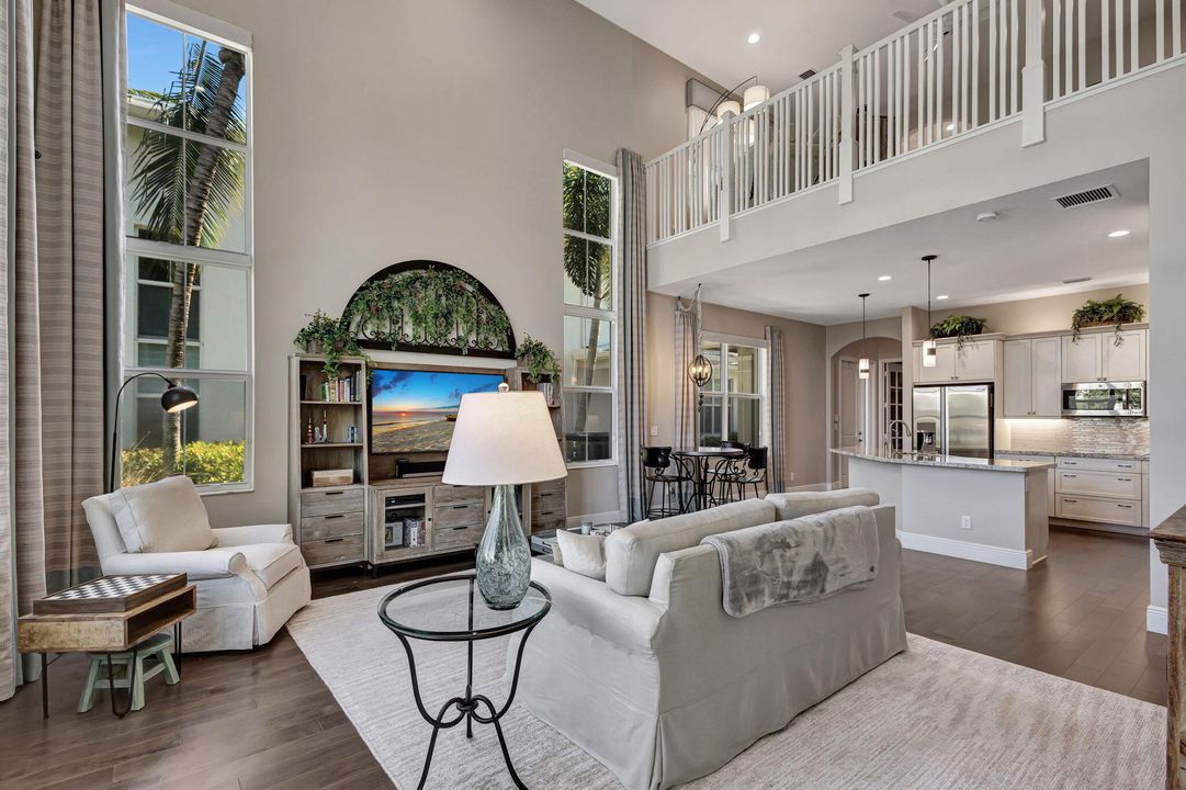 Active With Contract: $899,000 (3 beds, 3 baths, 2467 Square Feet)