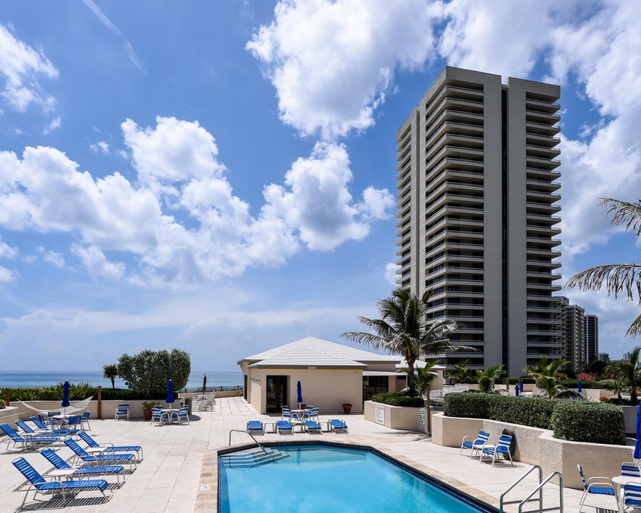 Active With Contract: $7,500 (2 beds, 2 baths, 1435 Square Feet)