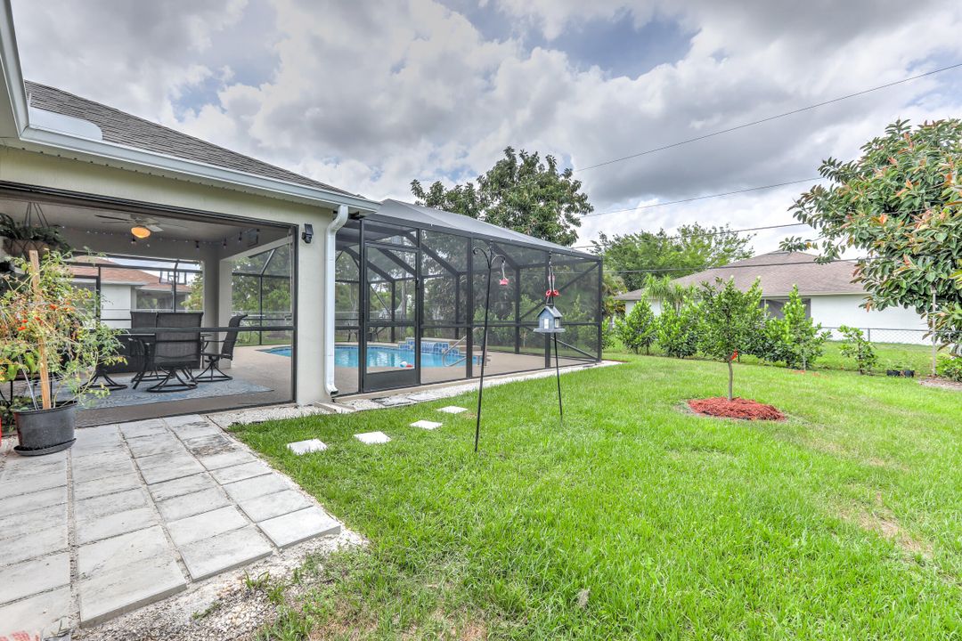 Active With Contract: $475,000 (3 beds, 2 baths, 1633 Square Feet)