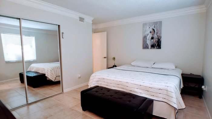 Active With Contract: $1,950 (1 beds, 1 baths, 740 Square Feet)