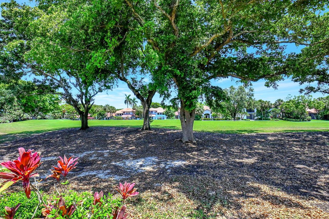 Active With Contract: $849,000 (3 beds, 2 baths, 2250 Square Feet)