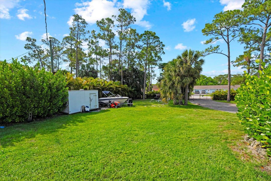 For Sale: $720,000 (3 beds, 2 baths, 1015 Square Feet)