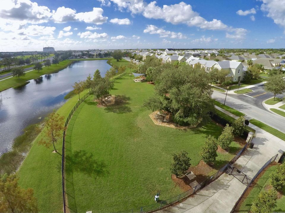 Active With Contract: $700,000 (4 beds, 3 baths, 2358 Square Feet)