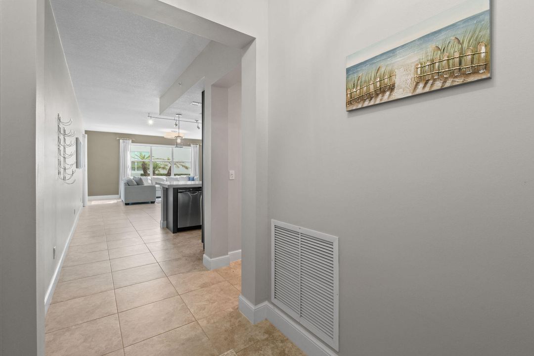 For Sale: $849,000 (2 beds, 2 baths, 1590 Square Feet)