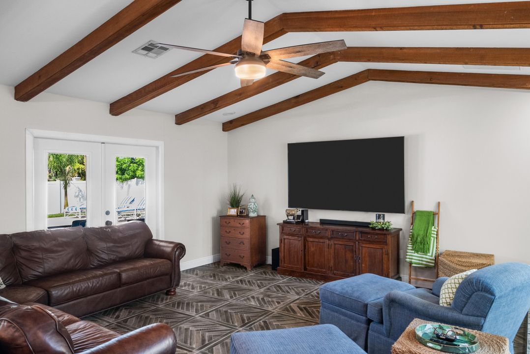 Active With Contract: $785,000 (4 beds, 2 baths, 2081 Square Feet)