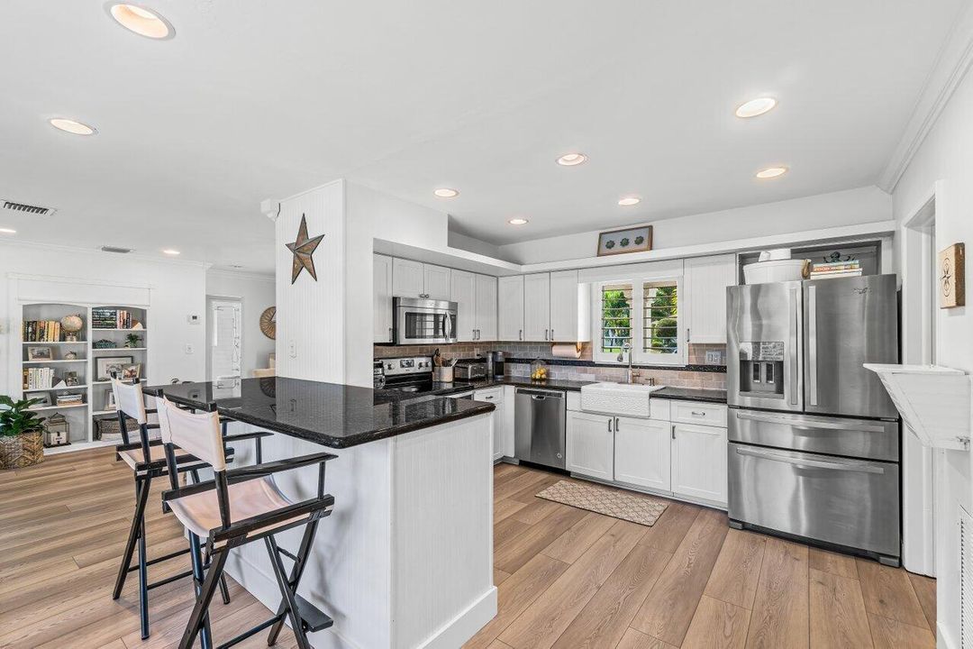 Active With Contract: $5,500 (3 beds, 2 baths, 1418 Square Feet)