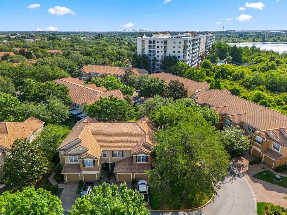 Active With Contract: $338,900 (3 beds, 2 baths, 1665 Square Feet)