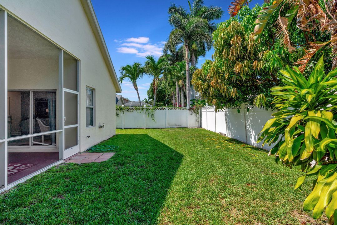 For Sale: $869,000 (3 beds, 2 baths, 2125 Square Feet)