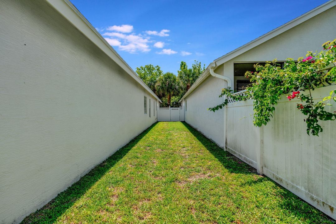 For Sale: $869,000 (3 beds, 2 baths, 2125 Square Feet)