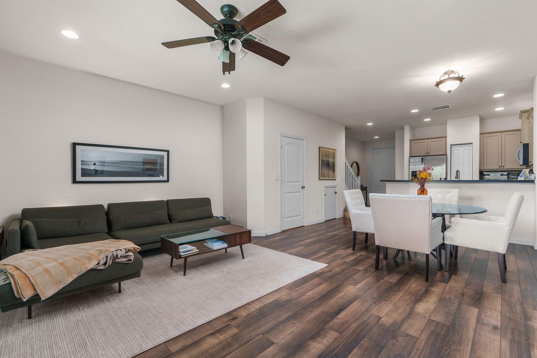 Active With Contract: $460,000 (3 beds, 2 baths, 1542 Square Feet)