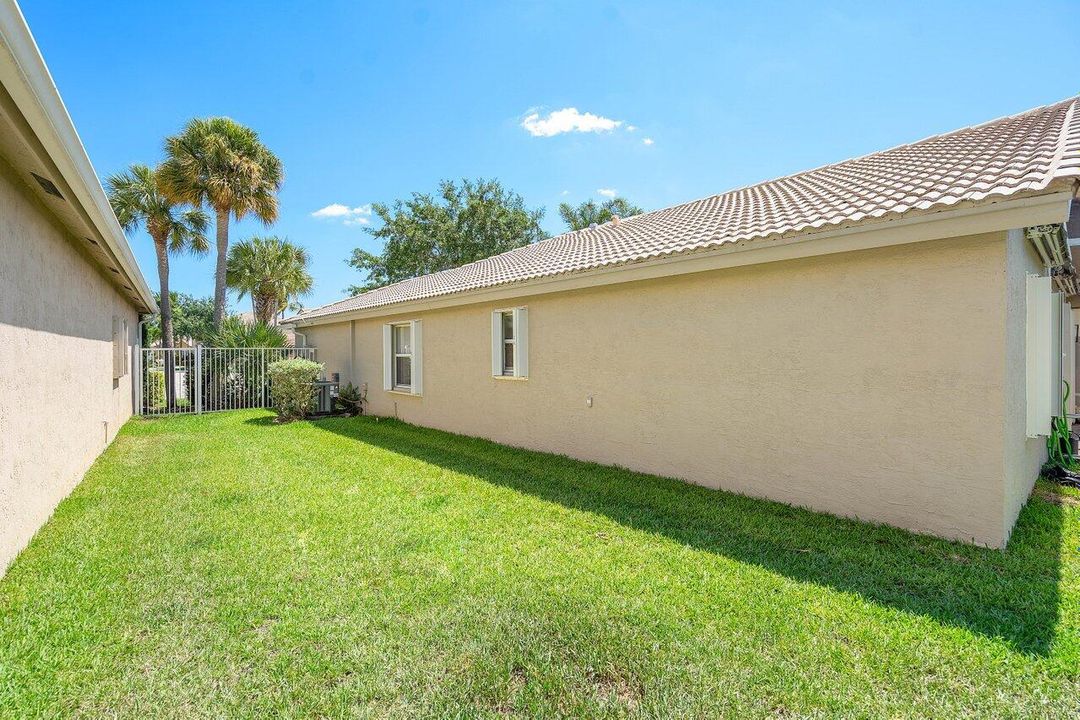 For Sale: $490,000 (3 beds, 2 baths, 1498 Square Feet)