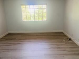 For Rent: $3,250 (3 beds, 2 baths, 1665 Square Feet)