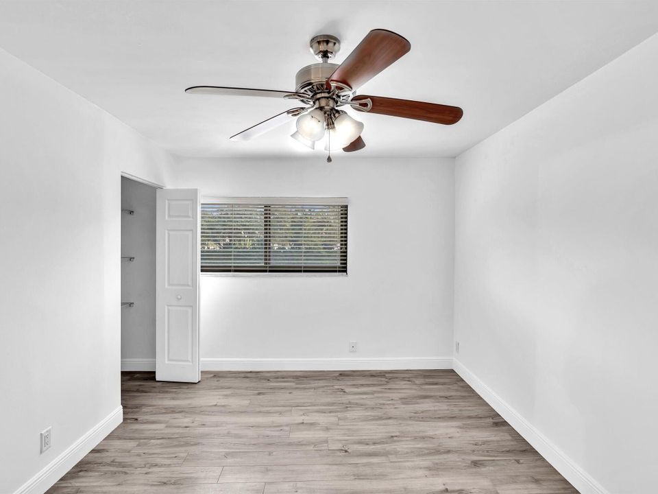 Active With Contract: $500,000 (3 beds, 2 baths, 1861 Square Feet)