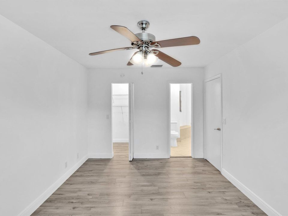 Active With Contract: $500,000 (3 beds, 2 baths, 1861 Square Feet)