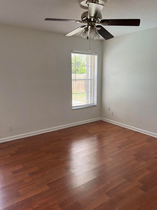 For Rent: $3,500 (3 beds, 2 baths, 1571 Square Feet)