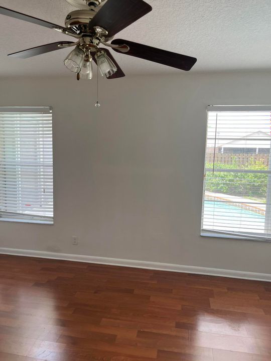 For Rent: $3,500 (3 beds, 2 baths, 1571 Square Feet)