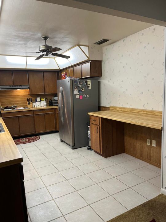 Active With Contract: $339,000 (3 beds, 2 baths, 1566 Square Feet)