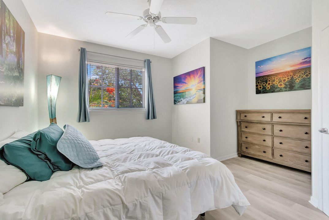 Active With Contract: $475,000 (3 beds, 2 baths, 1433 Square Feet)