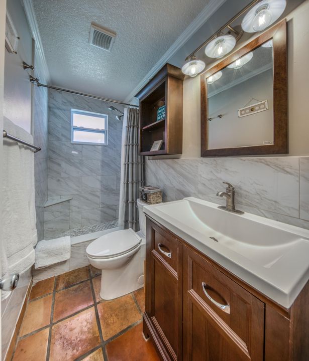 待售: $1,550,000 (2 贝兹, 2 浴室, 1280 平方英尺)