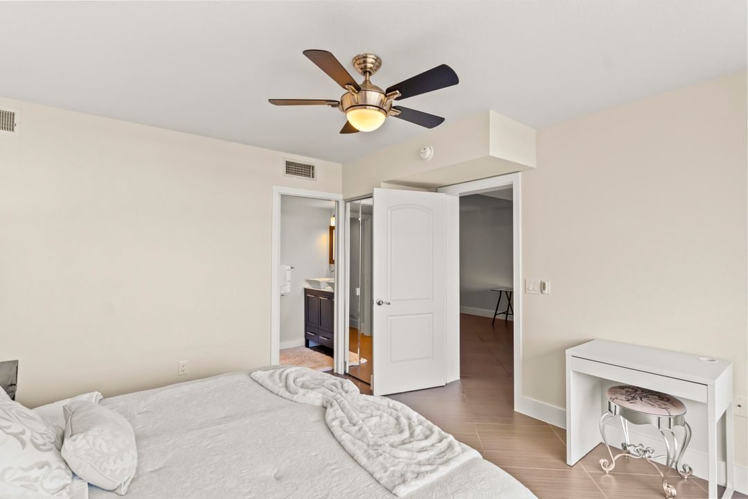 Active With Contract: $370,000 (2 beds, 2 baths, 1385 Square Feet)