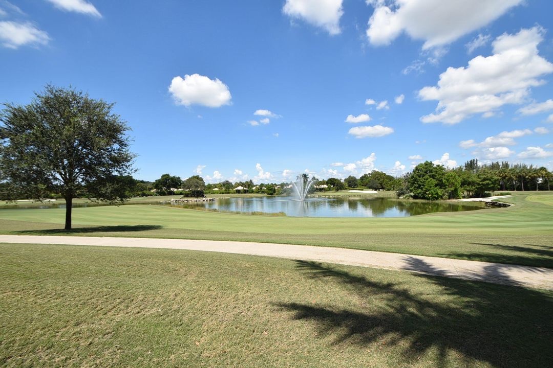 Active With Contract: $650,000 (3 beds, 2 baths, 2089 Square Feet)