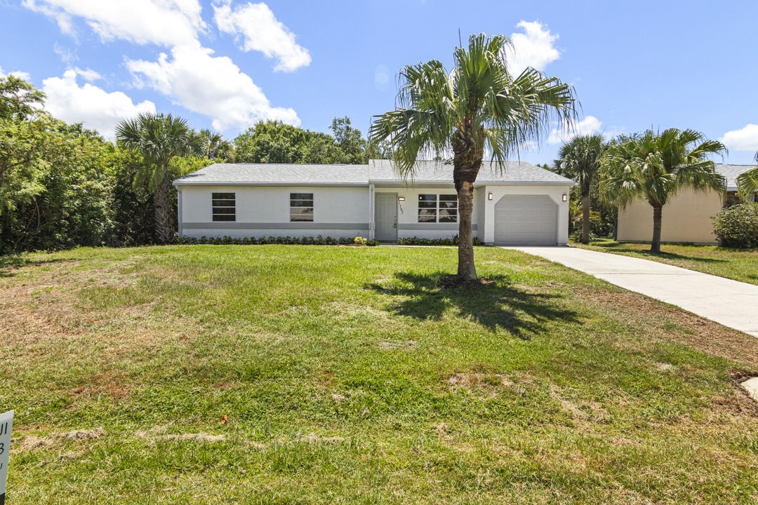 For Sale: $330,000 (3 beds, 2 baths, 1344 Square Feet)