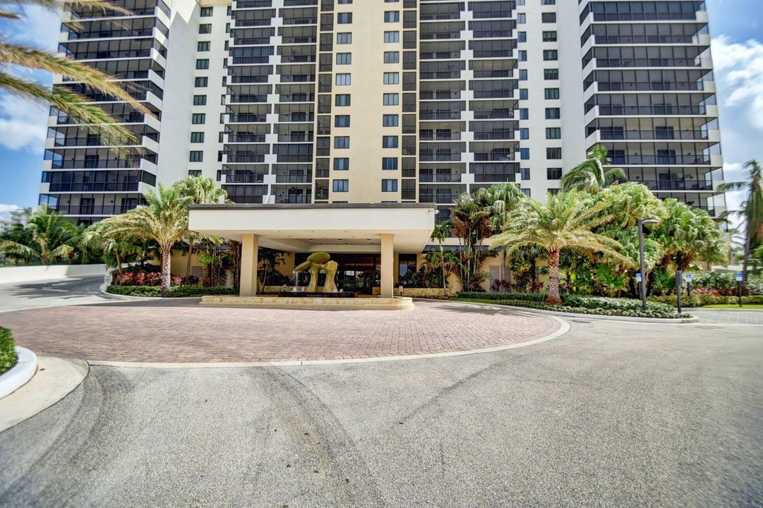 Active With Contract: $8,500 (2 beds, 2 baths, 1452 Square Feet)