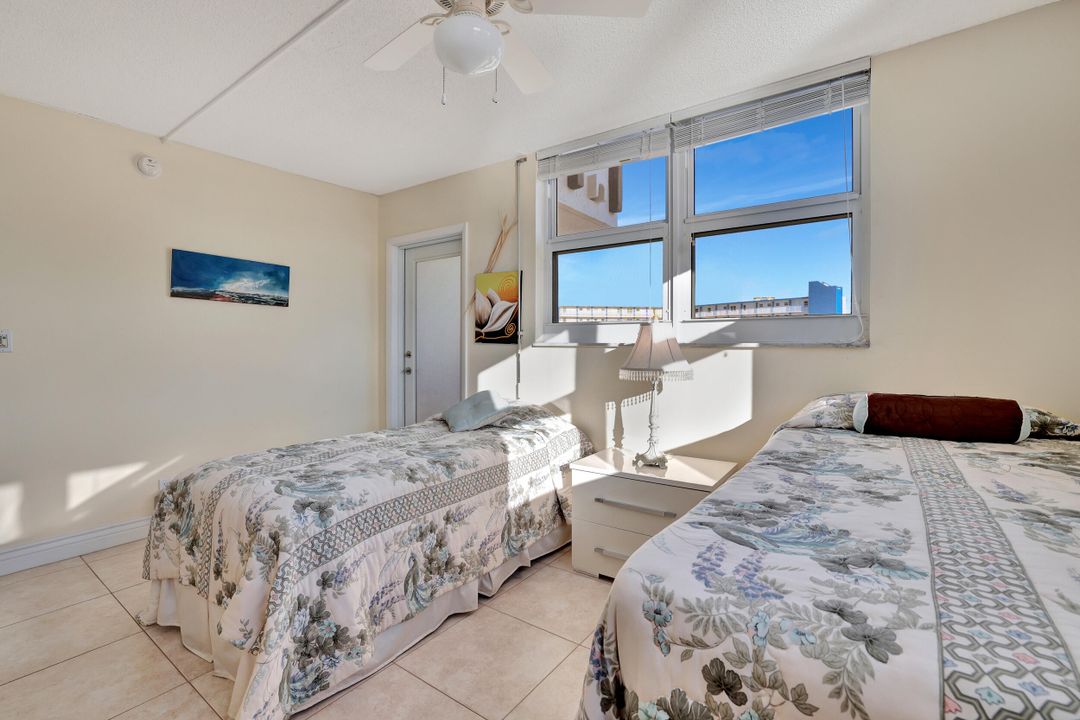 For Sale: $475,000 (2 beds, 2 baths, 1200 Square Feet)